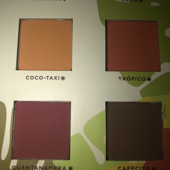 Alamar Reina Del Caribe eyeshadow palette - Picture 3 of 6